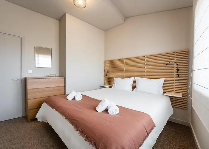 Guestready - A Charming Duplex Near Boavista Porto