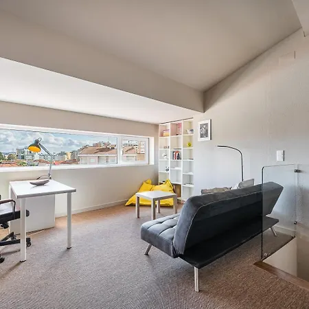 Apartment Guestready - A Charming Duplex Near Boavista Porto