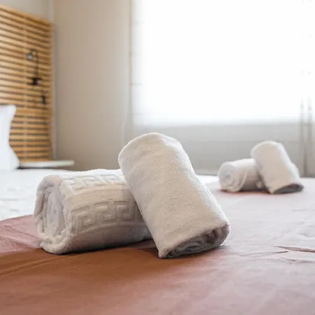 Guestready - A Charming Duplex Near Boavista شقة بورتو