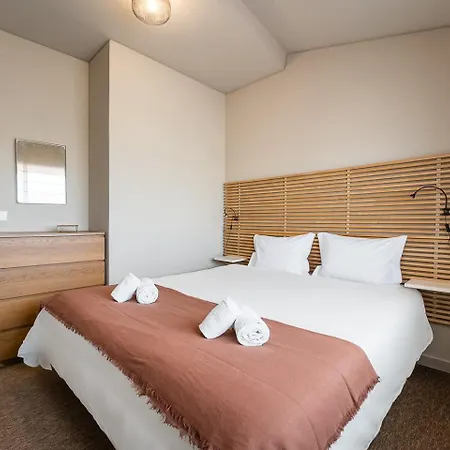 Guestready - A Charming Duplex Near Boavista بورتو