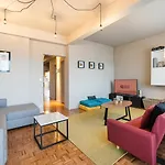 Guestready - A Charming Duplex Near Boavista Porto